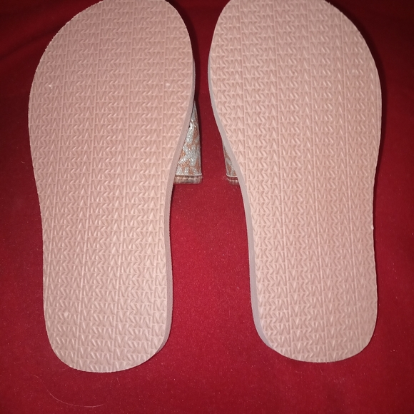 New Girls Michael Kors Slides sz11 - Picture 2 of 4